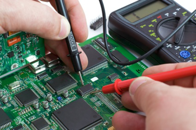 Control Module Repair Technologies | Module Experts Repairing a Control Module | Module Experts